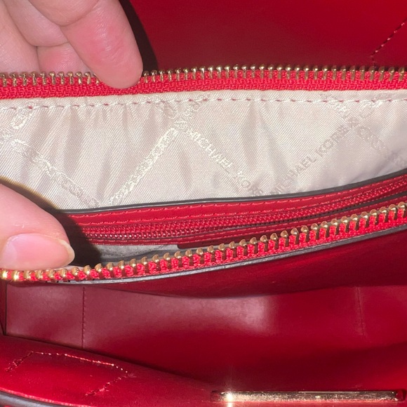 Michael Kors Vibrant Red Bag - Picture 5 of 11
